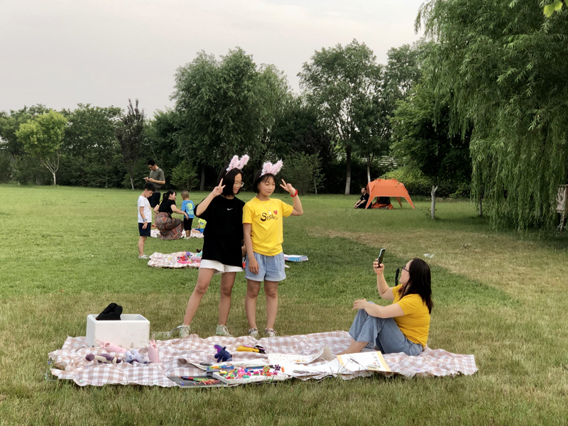 夏令營挑戰(zhàn)地攤經濟,覽眾房車不一樣的活動 夏令營挑戰(zhàn)地攤經濟,覽眾房車不一樣的活動