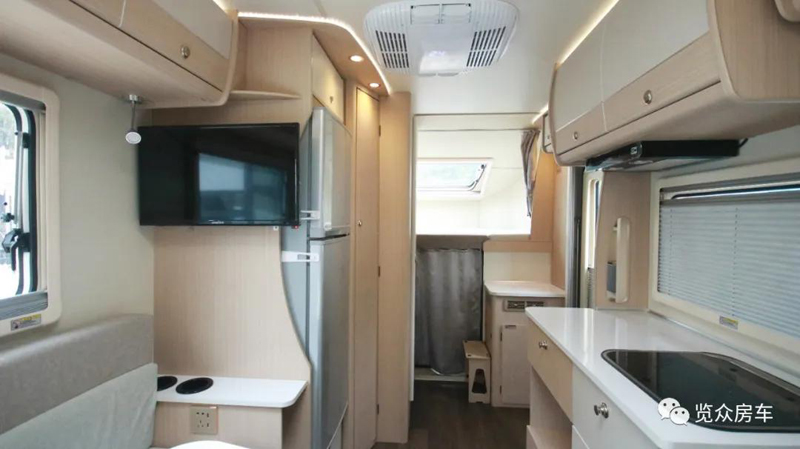 老人孩子房車(chē)旅行,選擇這款房車(chē)合適 老人孩子房車(chē)旅行,選擇這款房車(chē)合適
