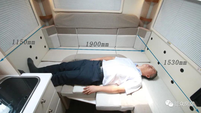 老人孩子房車(chē)旅行,選擇這款房車(chē)合適 老人孩子房車(chē)旅行,選擇這款房車(chē)合適