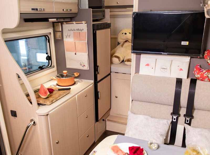 選擇皮卡房車有什么優勢呢？