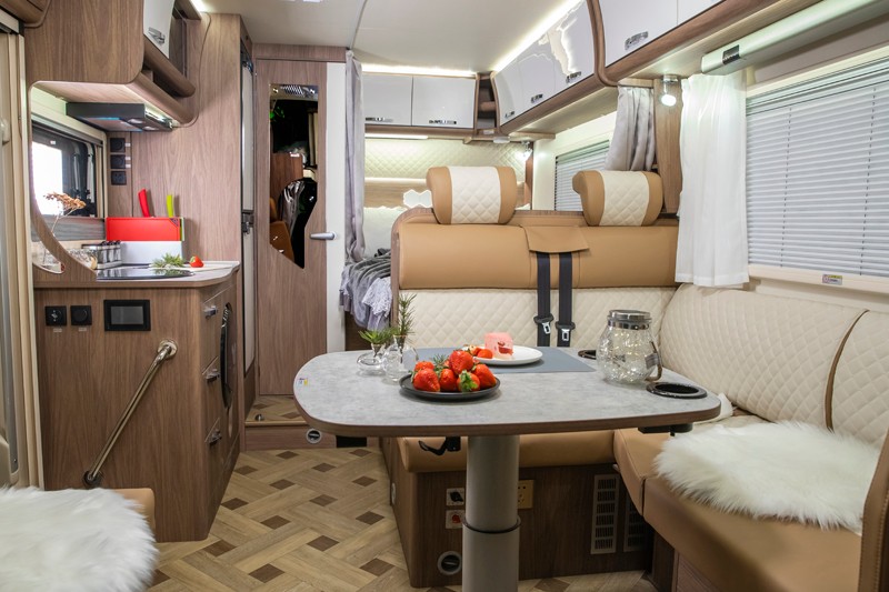 更舒適的房車生活，還是選這款房車