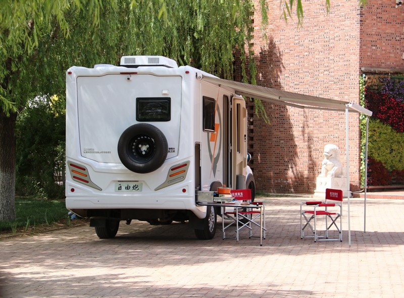 不只有空間，這臺房車還有哪里？