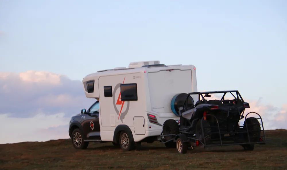 C6駕照即將到來！這款擁有牽引資質的自行式房車千萬別錯過！