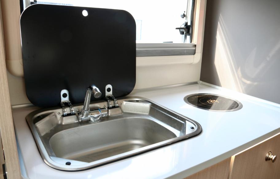 分時四驅、超大空間、一代經典——風駿C7！